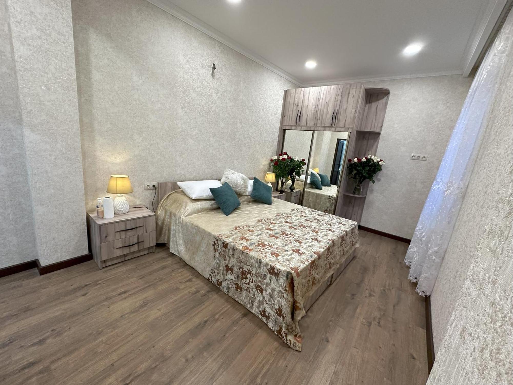 Three Palms Guest House 트빌리시 외부 사진