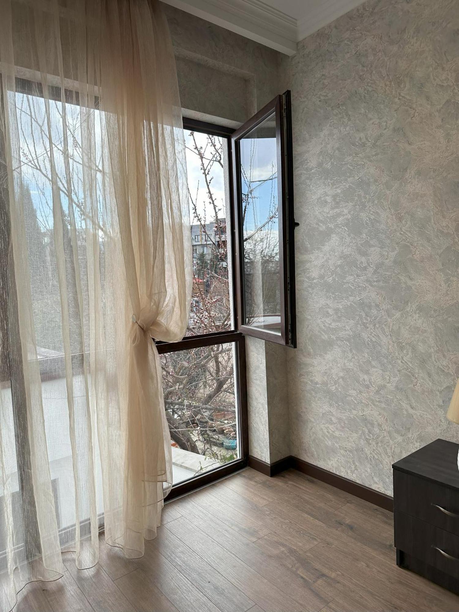 Three Palms Guest House 트빌리시 외부 사진