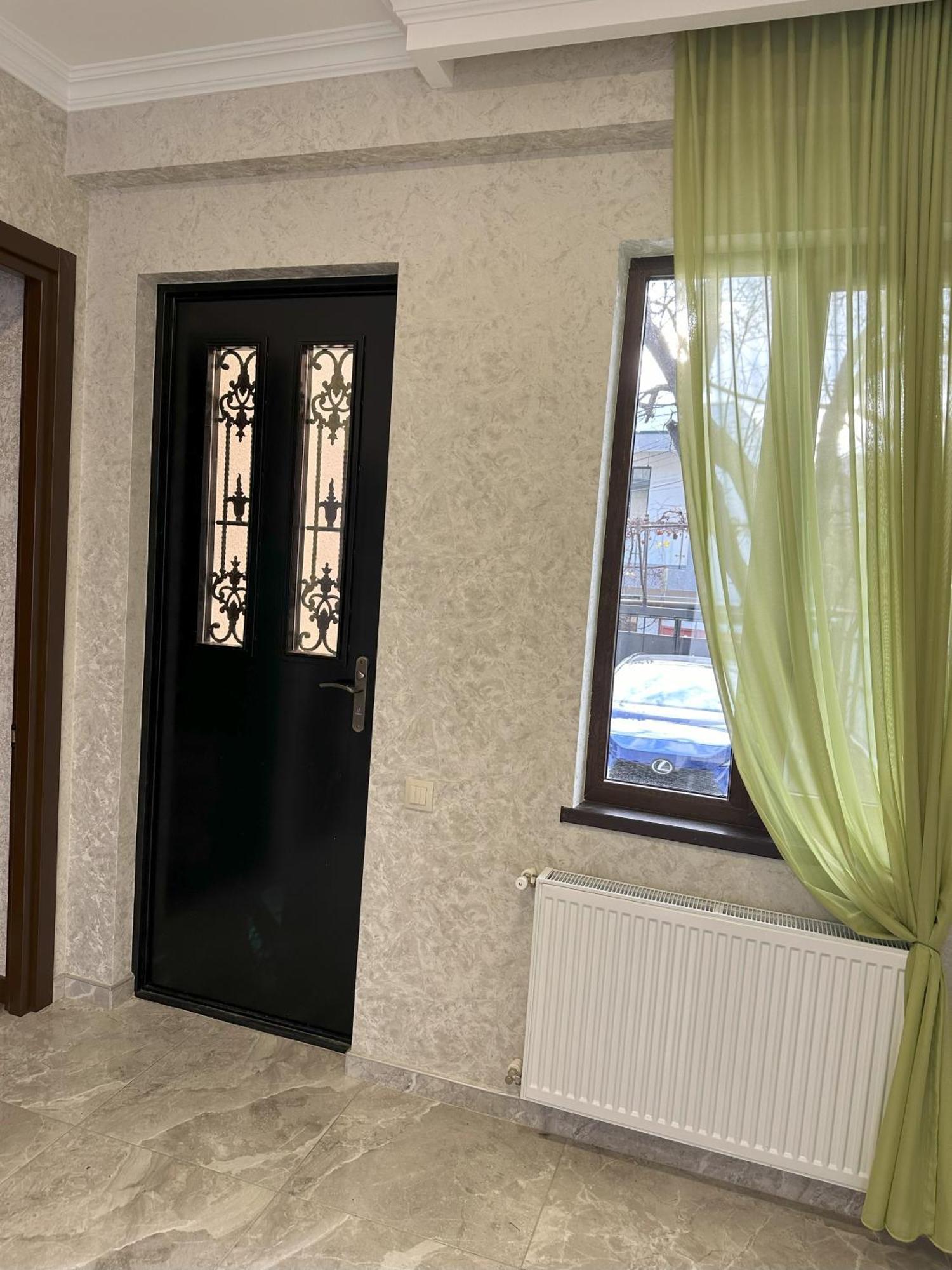 Three Palms Guest House 트빌리시 외부 사진
