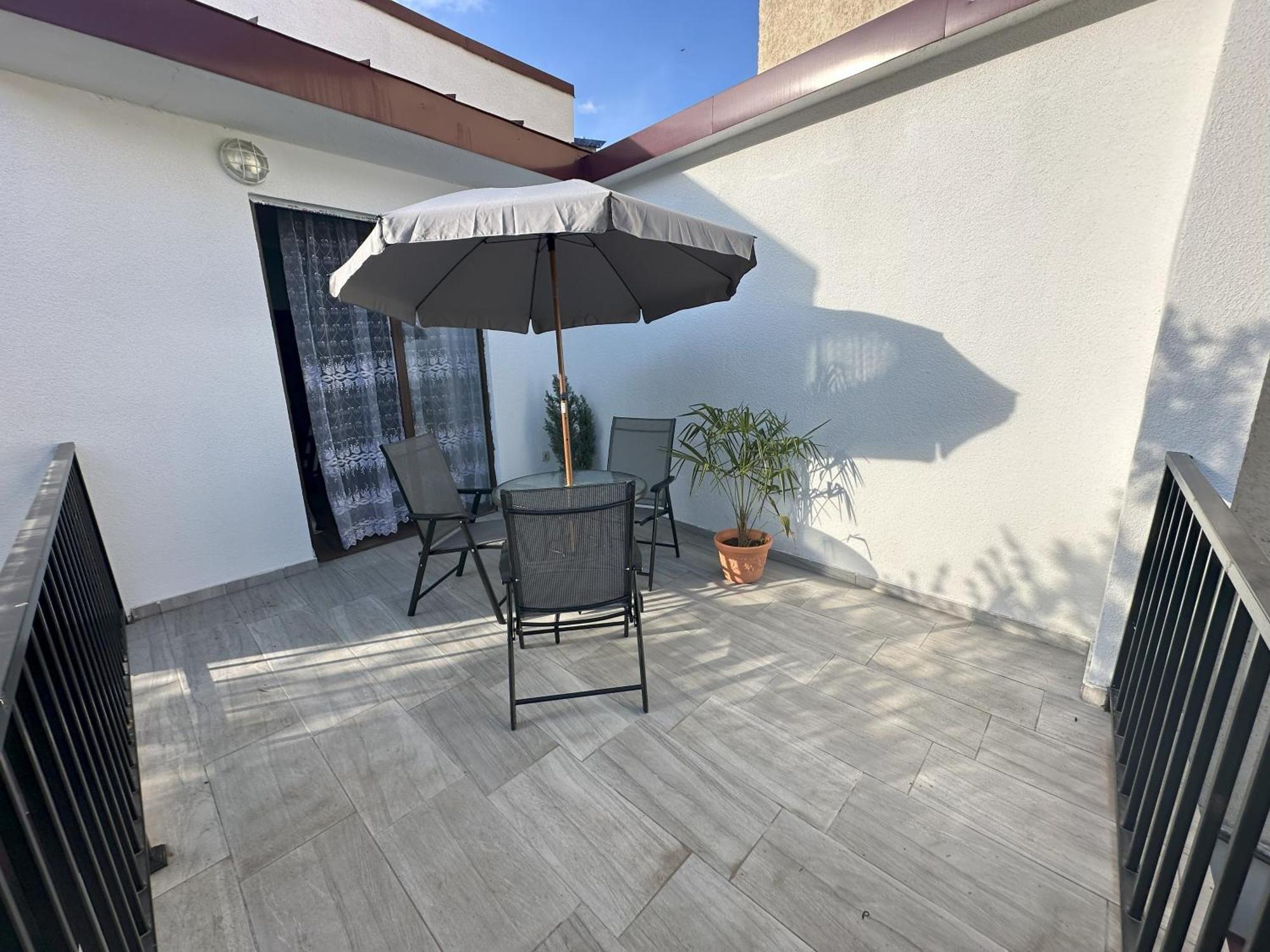Three Palms Guest House 트빌리시 외부 사진