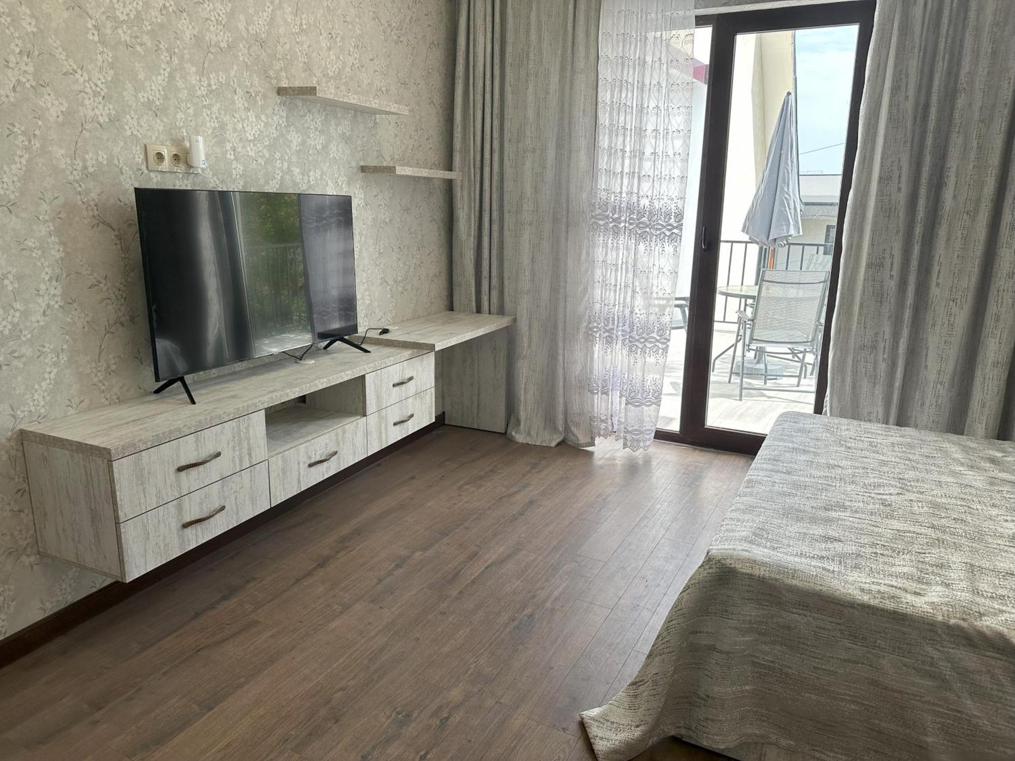 Three Palms Guest House 트빌리시 외부 사진